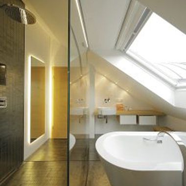 Tricks für individuelle Badezimmer im Dachgeschoss